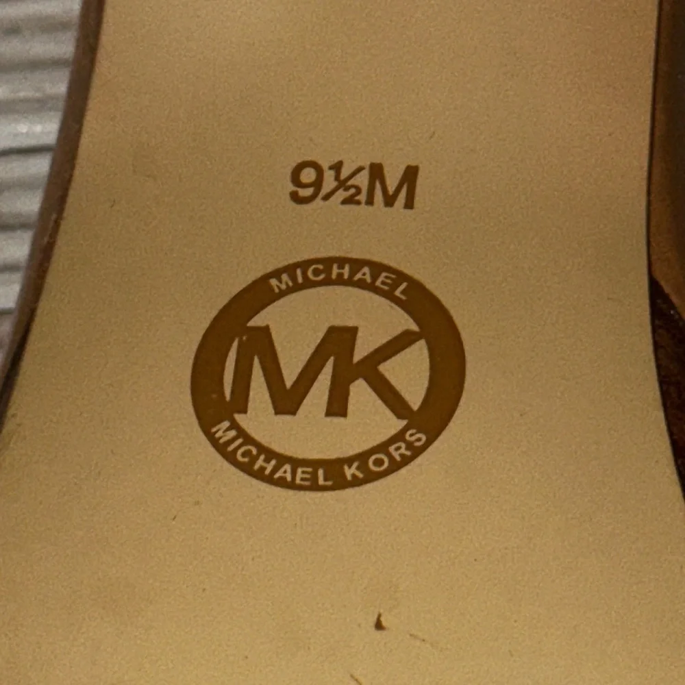 UEC MICHAEL Michael Kors Brown Platform Sandals with Chunky Heel